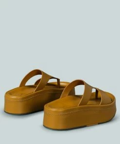 Rag & Co X HATHAWAY Slip-On Platfrom Sandal In Tan Sandals