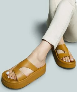Rag & Co X HATHAWAY Slip-On Platfrom Sandal In Tan Sandals