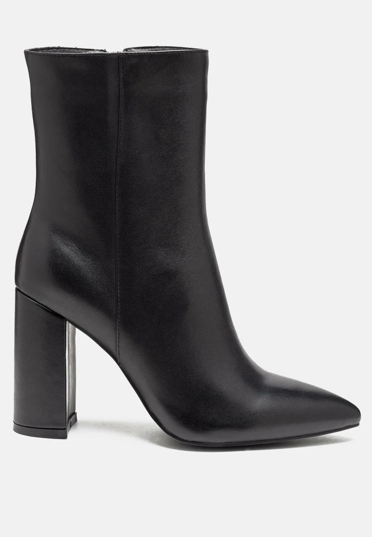 Rag & Co MARGEN Ankle High Pointed Toe Block Heeled Boot In Black 4 Rag & Co MARGEN Ankle High Pointed Toe Block Heeled Boot In Black