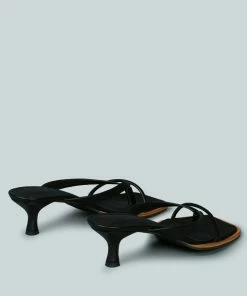 Rag & Co X WINSLET Heeled Thong Sandal In Black Sandals