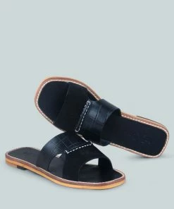 Rag & Co X WOODLEY Slip On Leather Flats In Black